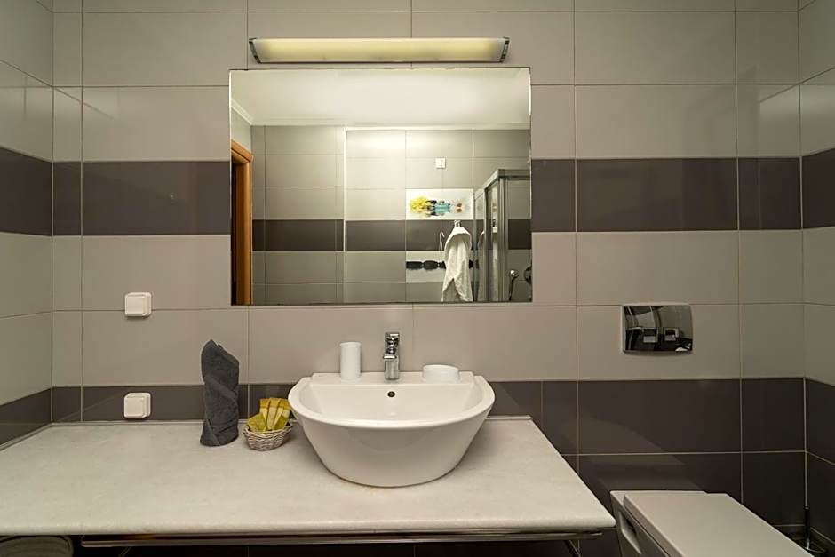 Niriides Luxury Villas