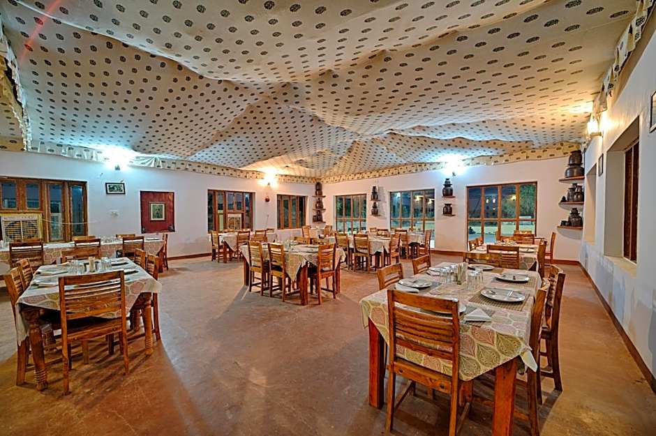 Jaisalmer Winds Desert Camp with Pool