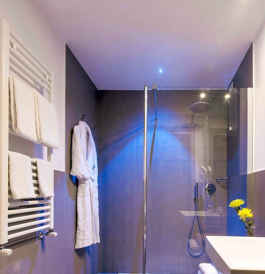 Giuturna Boutique Hotel