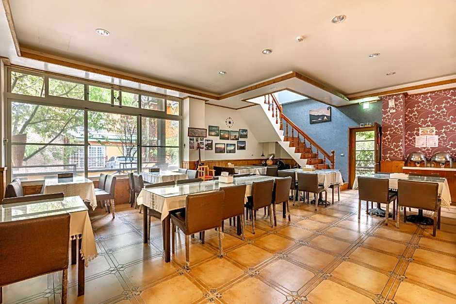 Qing Jing Star Home Stay