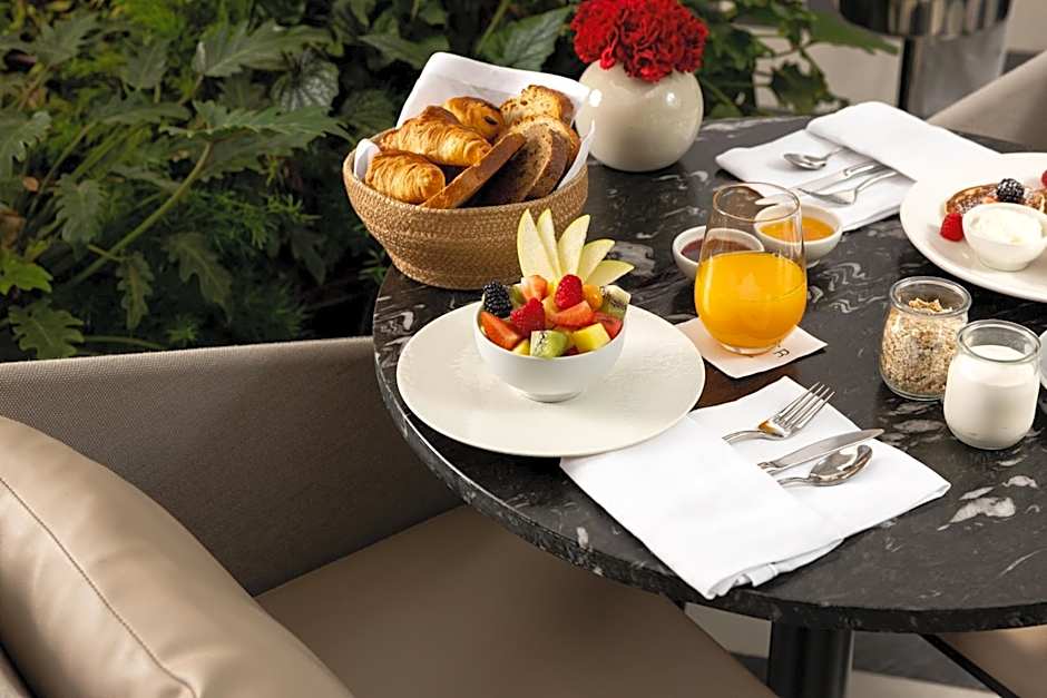 Mercer Plaza Sevilla 5 GL