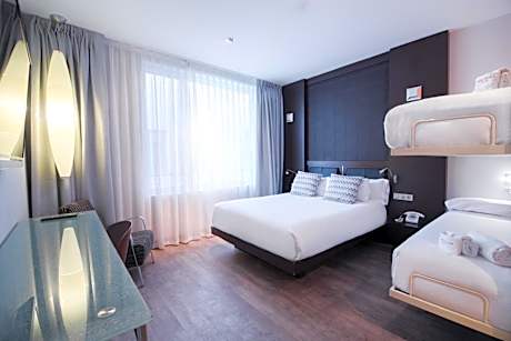 Quadruple Room (4 Adults)