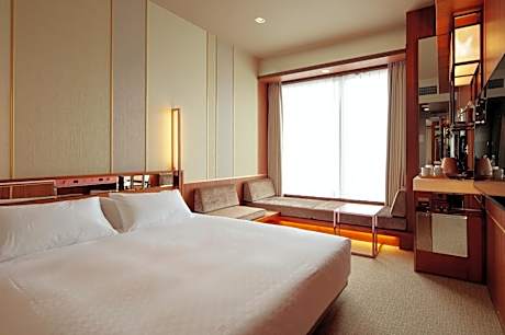 Queen Room - Non-Smoking