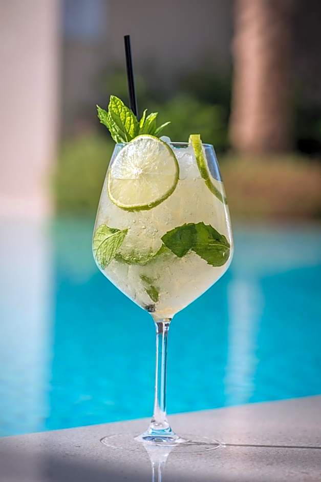 Riviera Boutique Hotel