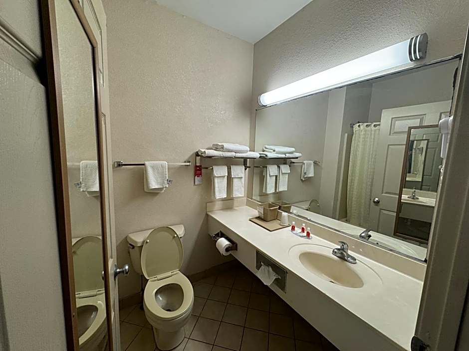 Econo Lodge Carlisle Central