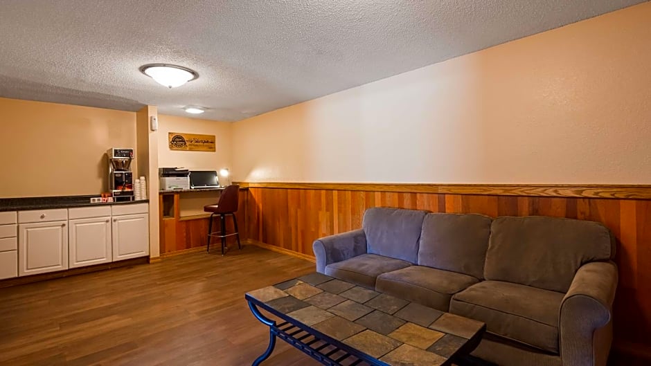 Sturgis Lodge and Suites