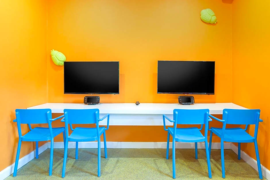 Emotions by Hodelpa - Juan Dolio