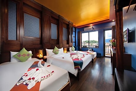 Deluxe Quadruple Room