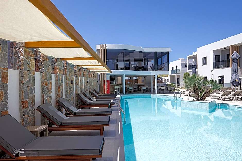 Golden Bay Boutique Hotel & Bungalows