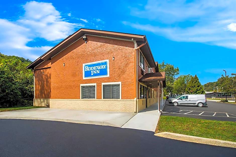 Rodeway Inn Delmont