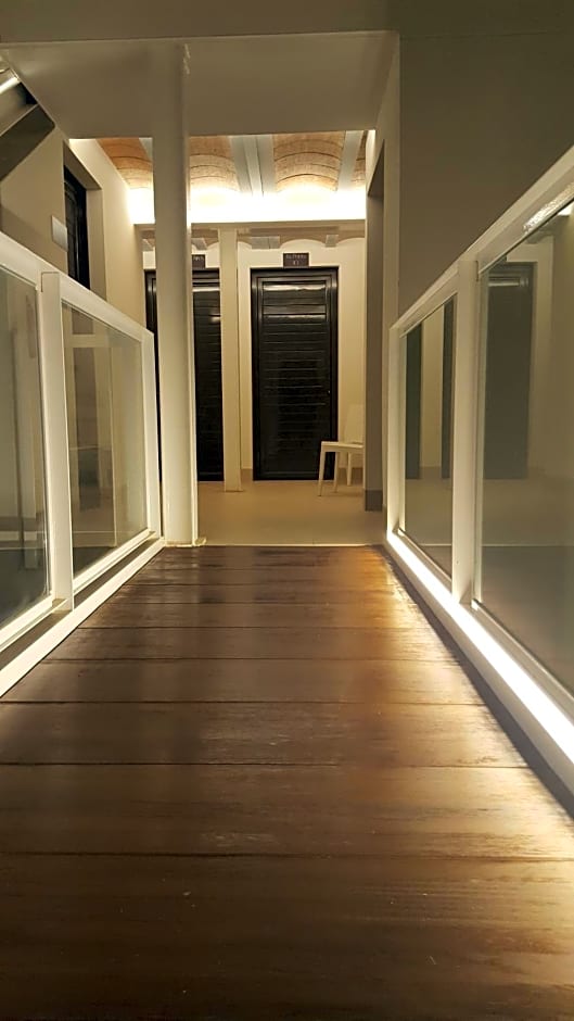 HOTEL ISLA PLANA