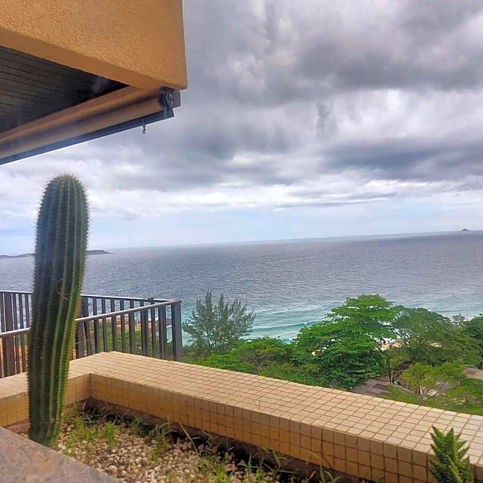 SUH Arpoador Dreams Amazing View!