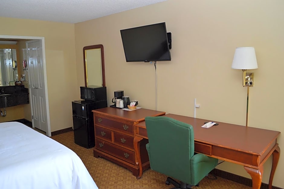 Ontario Airport Inn