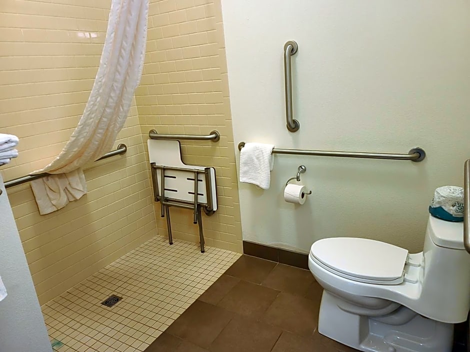 Candlewood Suites Sidney By IHG