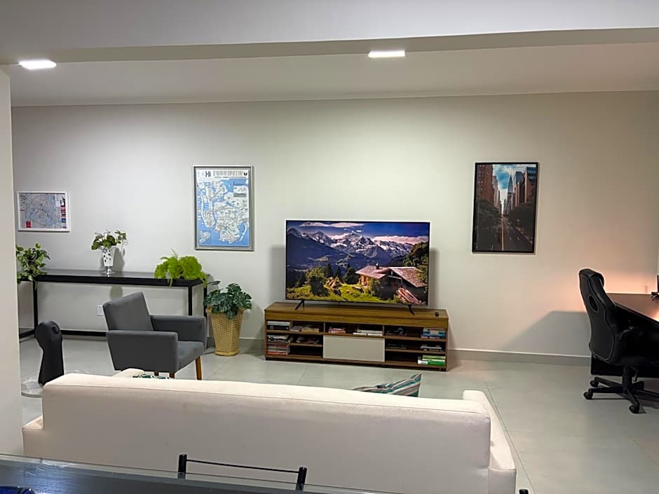 Apartamento no centro de São Lourenço e a 750 metros do parque