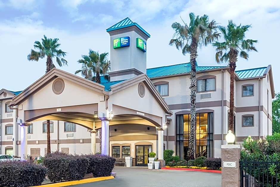Holiday Inn Express Hotel and Suites Lake Charles By IHG