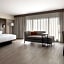 Marriott Riverside at the Convention Center