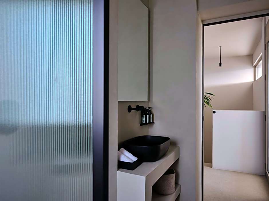 Bond Smart Living Suites