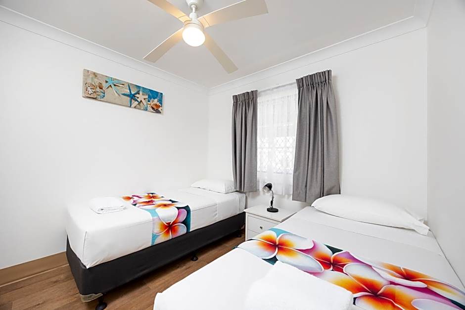 Forster Holiday Village