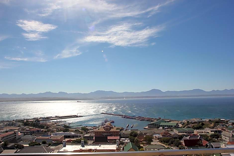 3ColoursBlue Guest House