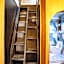 Social Stays - Santa Barbara's FIRST hostel on State Street