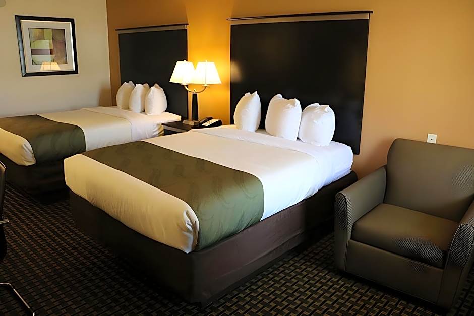Photo 1 of 4 of Double Room