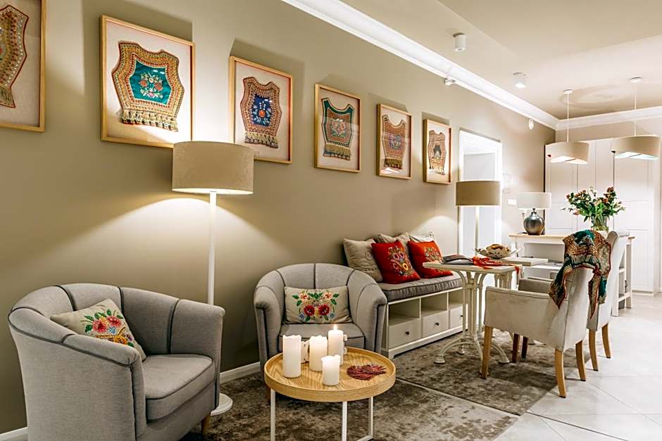 AVANTI Home