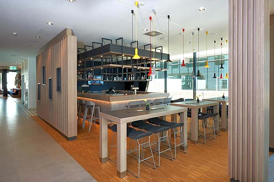 Holiday Inn Express And Suites Basel Allschwil By IHG