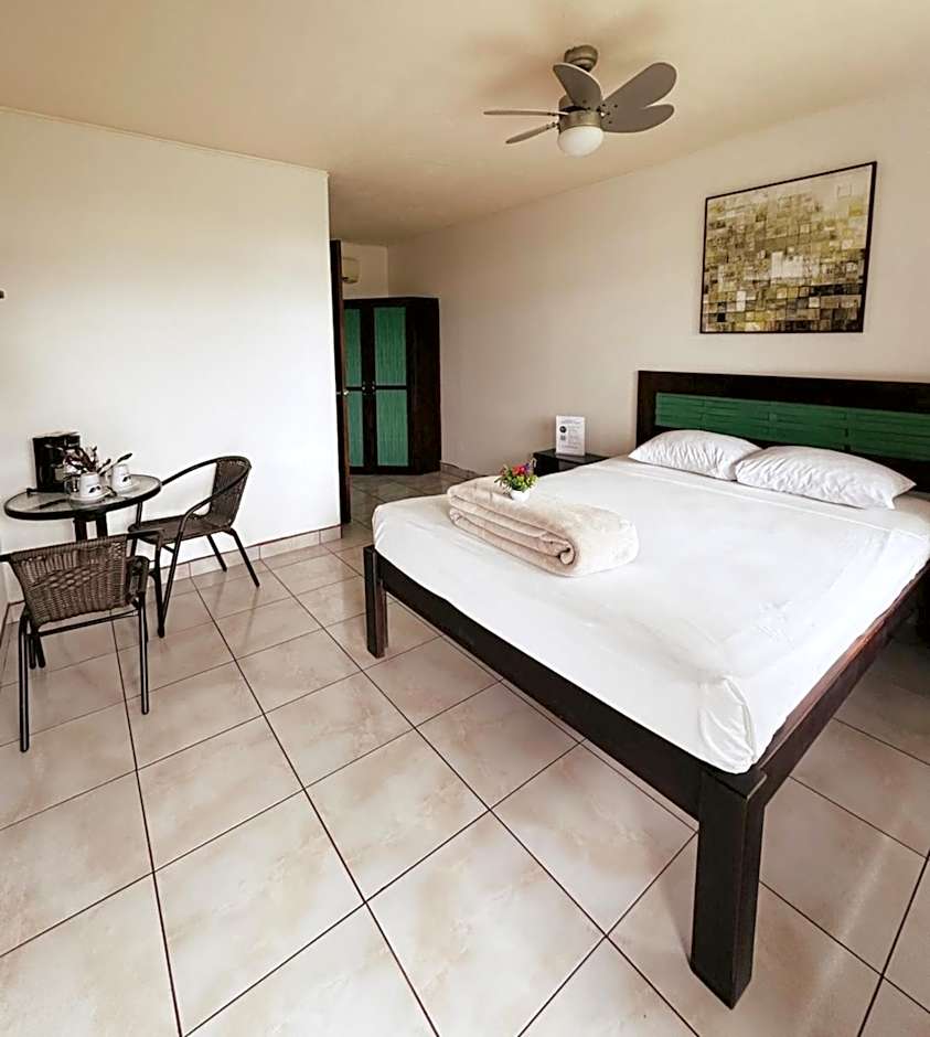 Tabulia Tree Hotel and Villas