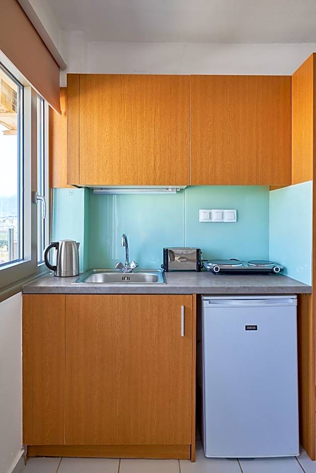 Acropolis Apartments