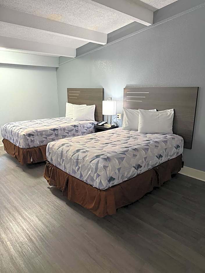 Econo Lodge Montgomery South I-65