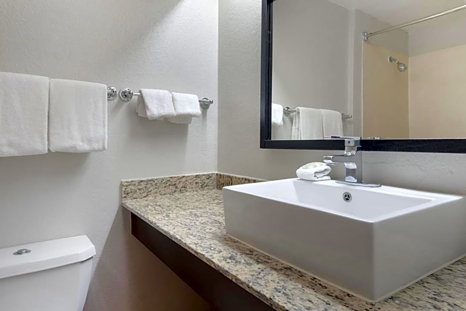 Red Roof Inn San Antonio - Seaworld Northwest