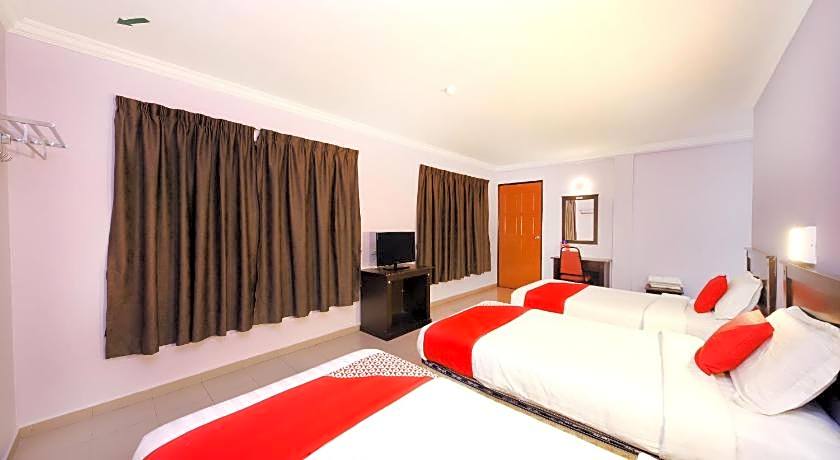 Super OYO 473 Comfort Hotel 2