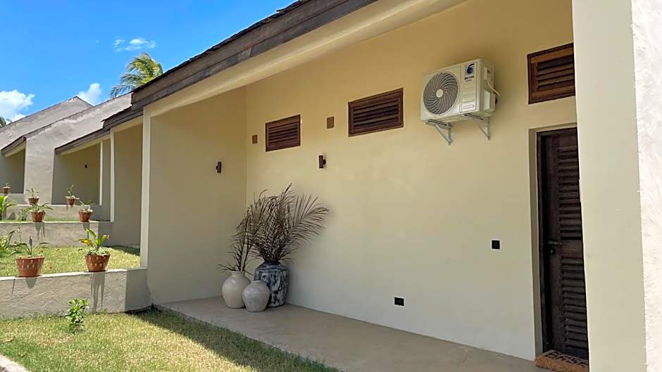 Basecamp Mafía Island