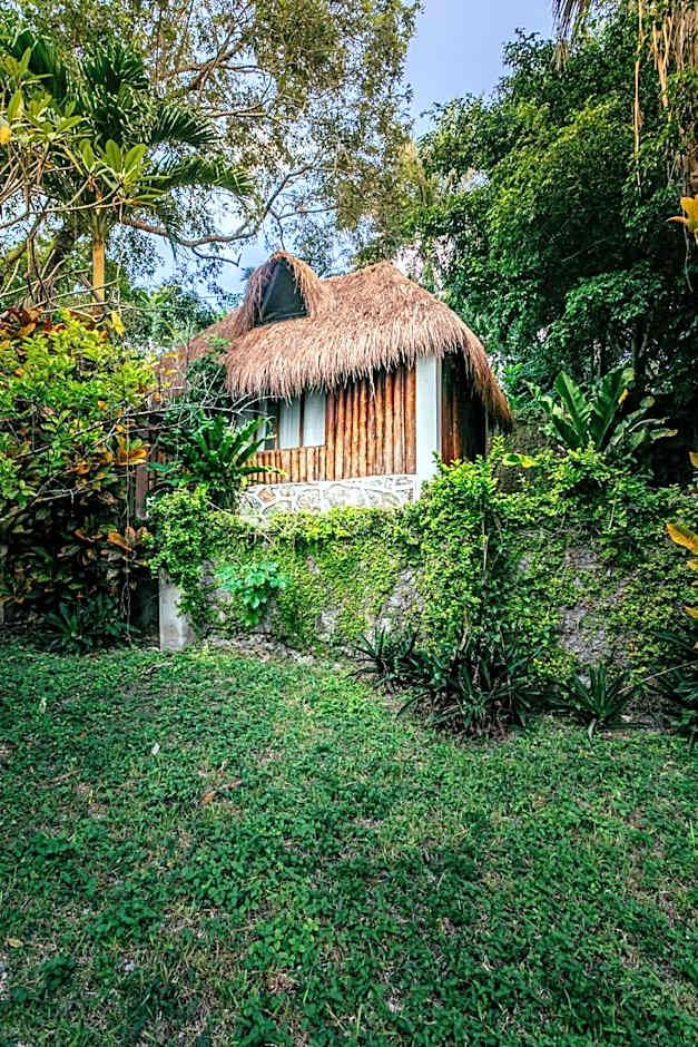 Villa Santuario Lake front Oasis