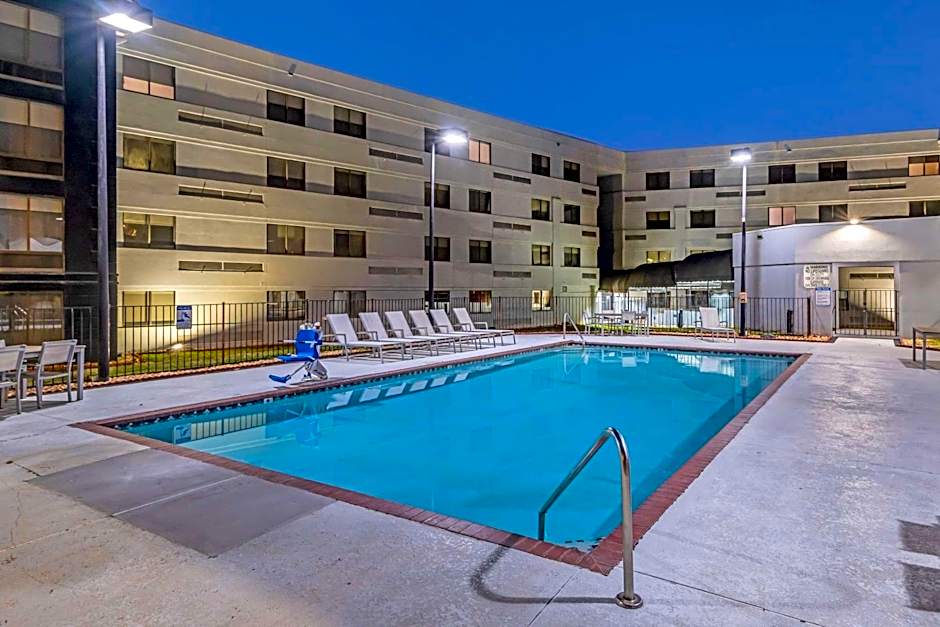 Country Inn & Suites by Radisson, Atlanta Airport South, GA