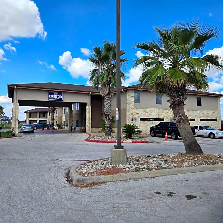 Karnes City Lodge