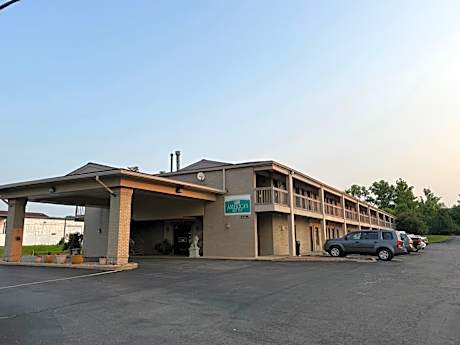 America's Best Inn & Suites Eureka