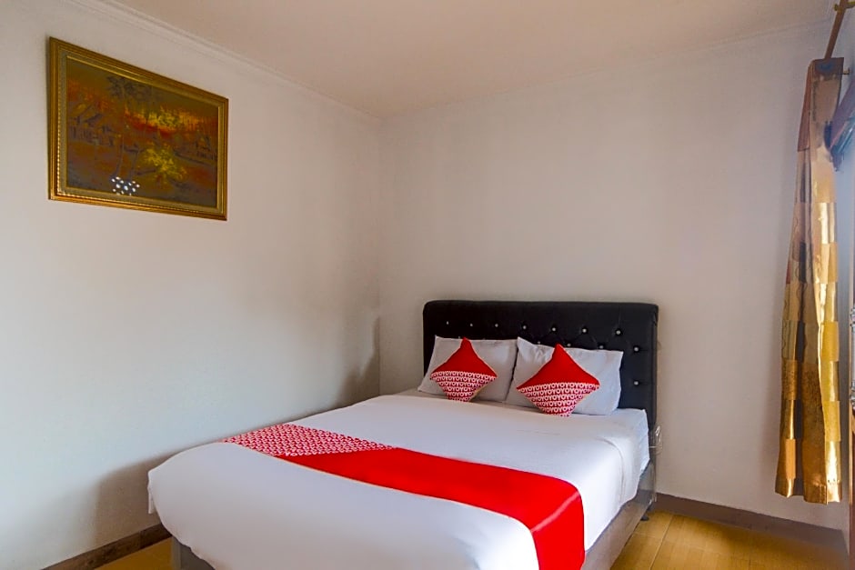 OYO 2938 Penginapan Bumi Ahsan 102 Syariah