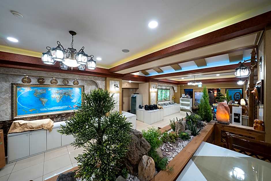 Amour Symphony Hotel