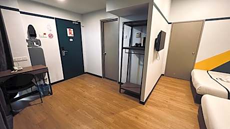 Family 5 Room