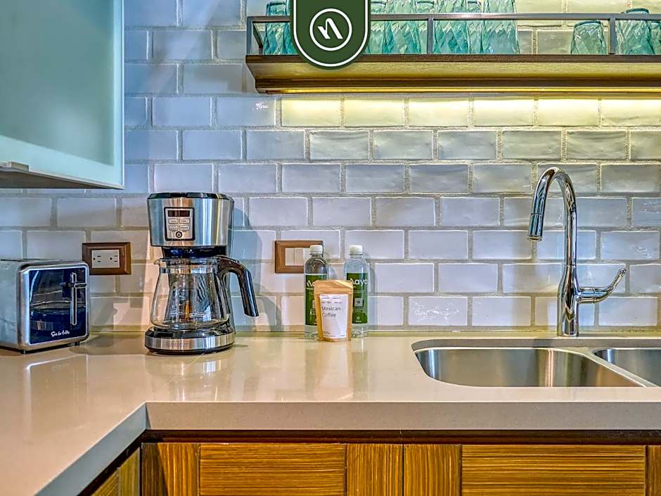 Luxury 2BR Condo in Romatic Zone - Rooftop Pool