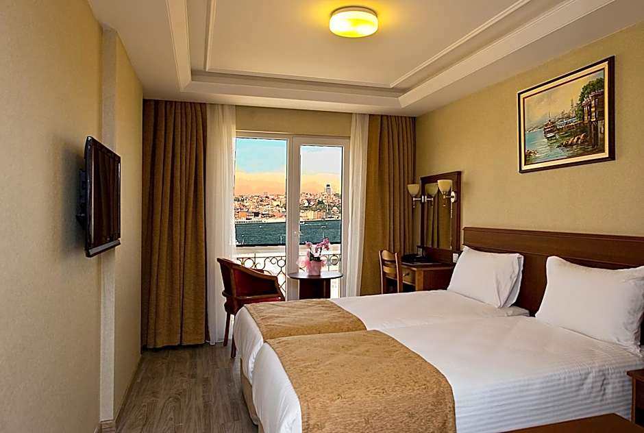 Foto 1 von 12 von 1 Double Bed or 2 Beds, Bosphorus View