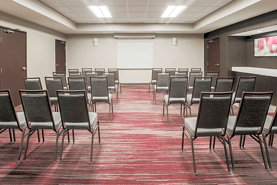 Courtyard by Marriott Dallas Mesquite