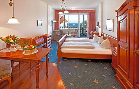 Junior Suite with Ocean View