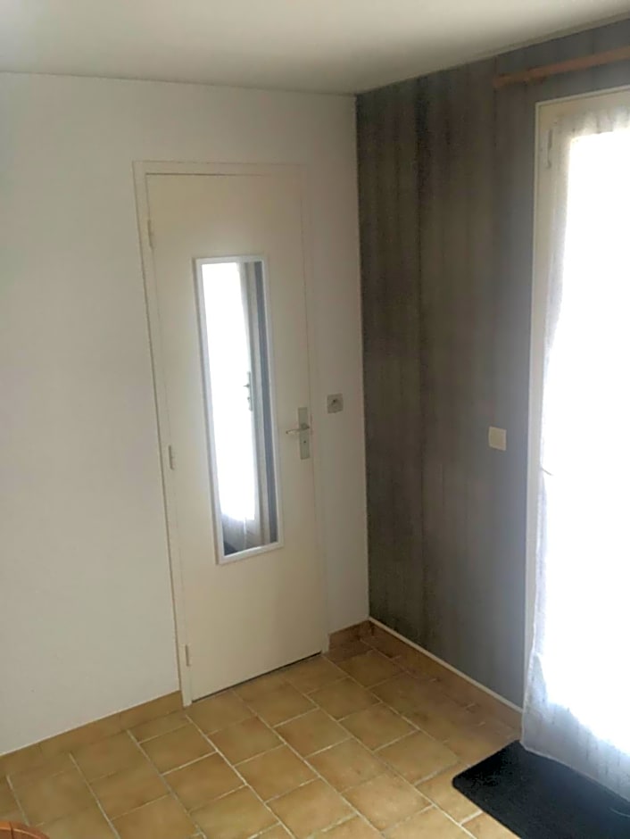 AU MIMOSA - Chambre d'hôte Le Laurier