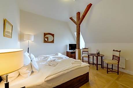 Small Double Room