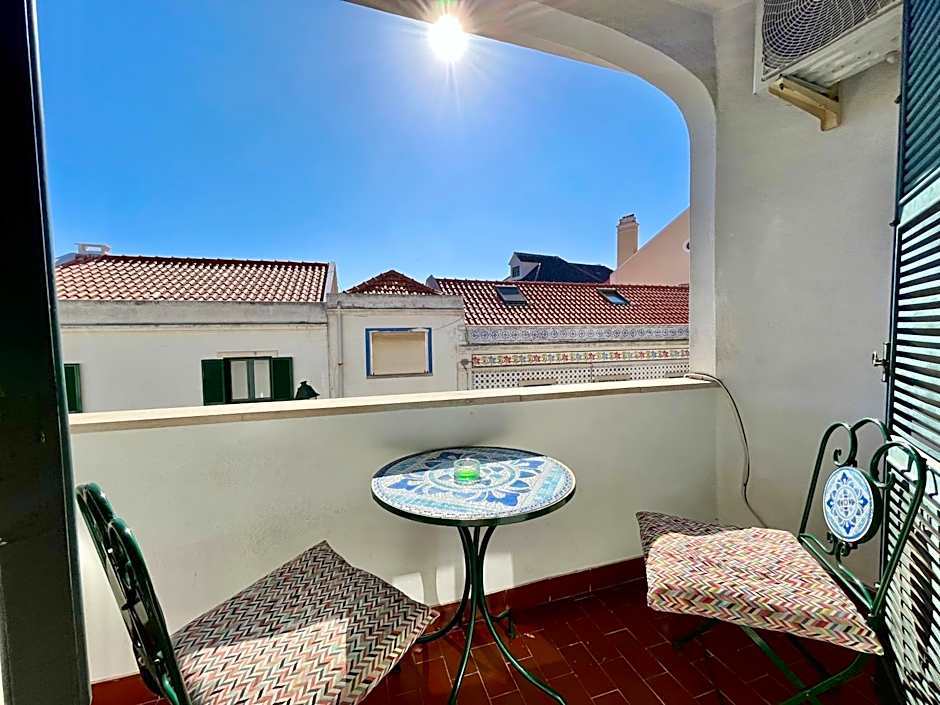 Ljmonade Hostel