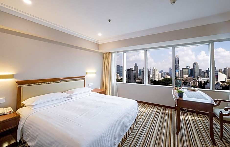 Photo 1 of 4 of Double Room