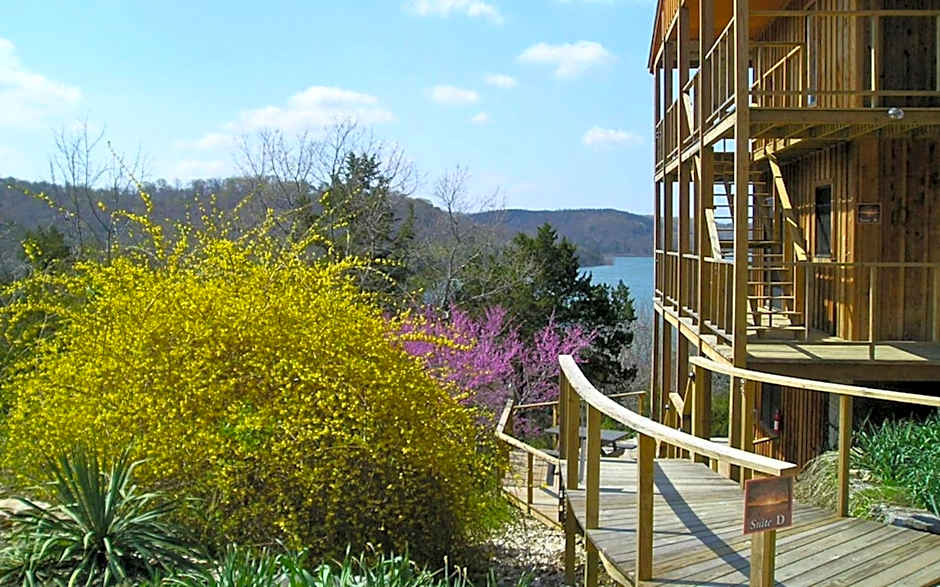 Beaver Lakefront Cabins - Couples Only Getaways